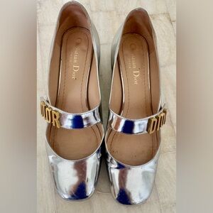 Dior Metallic Silver Heels with Gold Accents Logo, very stylish, size 37